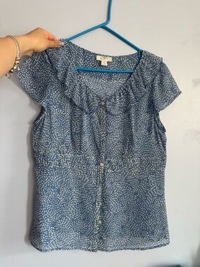 LOFT Blue & White Ruffle Collar Button Front Blouse